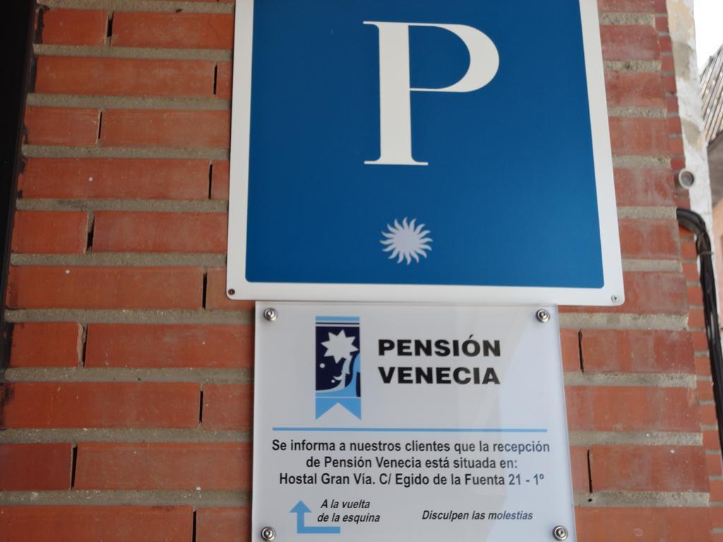 Pension Venecia Pinto Exteriör bild